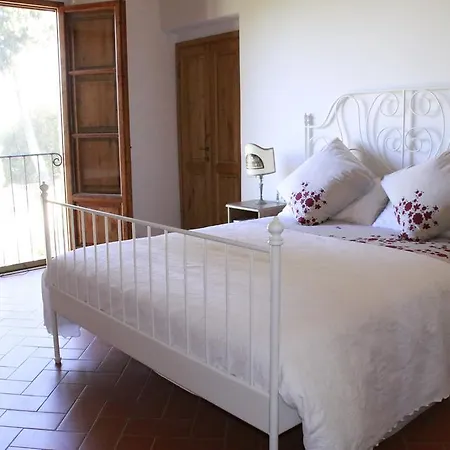 Tenuta La Novella شقة